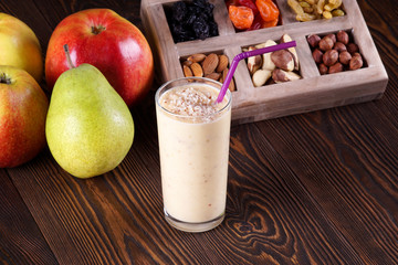 Apple pear smoothie