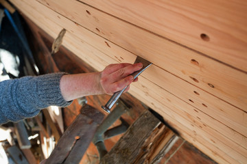 Building wooden boat - 78513177