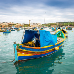 Fototapeta na wymiar Bateau de pêche maltais, Malte