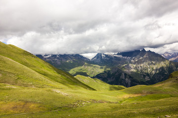Fototapeta premium Paesaggio di montagna