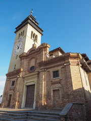 Fototapeta na wymiar San Giorgio church in Chieri