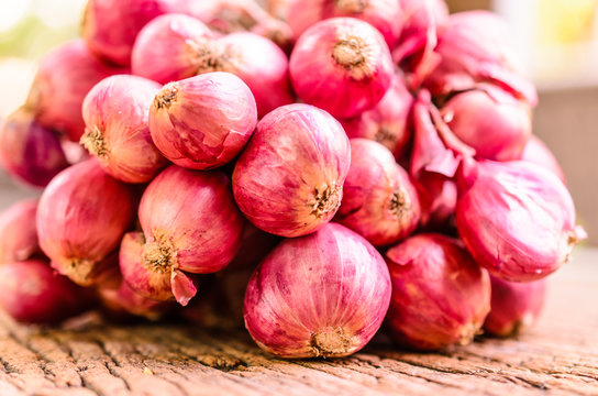 a group of red onion,shallot