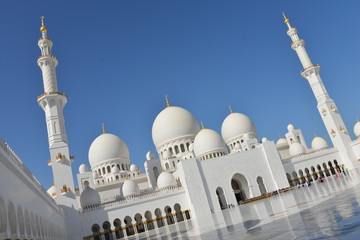 Sheikh Zayed Grand Mosque in Abu Dhabi