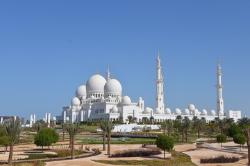 Fototapeta na wymiar Mosque zayed, Emirates