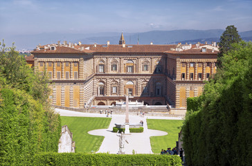 Boboli Gardens and Pitti Palace  in Florence © vesta48