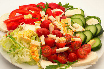 Vegetable salad with cheese