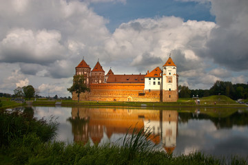 Naklejka na ściany i meble Le château de Mir , Biélorussie. Patrimoine Mondiale de l'UNESCO