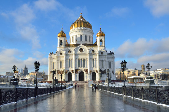 Храм Христа Спасителя, Патриарший мост, Москва