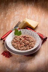 risotto with red wine red pepper and parmesan cheese