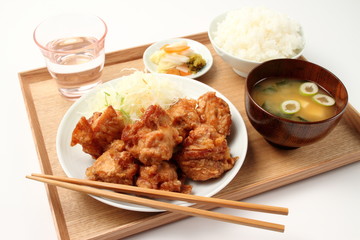 山盛りからあげ定食