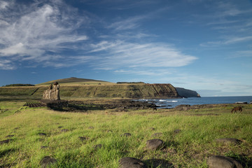 Fototapeta na wymiar Easter Island Ahu Tongariki