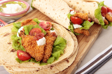 Chicken fajita with tortilla