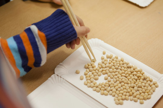 Pick up Peas with Chopsticks