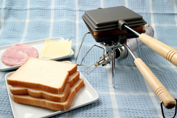 ハムサンド作り