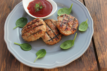 Grilled meatballs