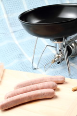 アウトドアでウインナー