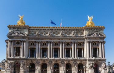 Fototapeta na wymiar Paris opera