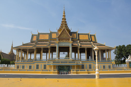 Sights in Cambodia -Travel Asia - Royal Temple in Phnom Penh