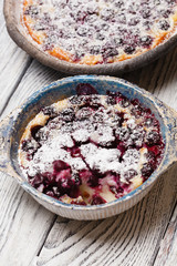 cake with blueberries