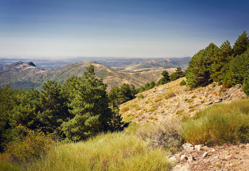 Fototapeta na wymiar Barren hills above El Escorial