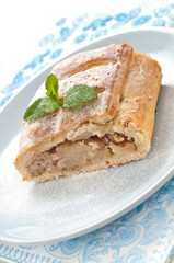 slice of an apple strudel on the plate