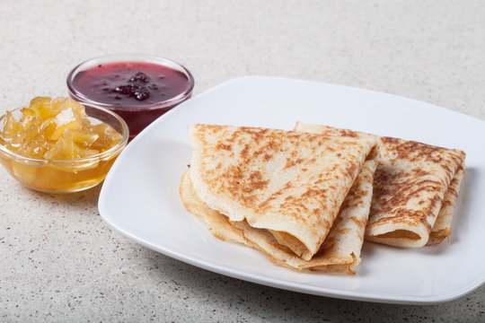 Russian pancakes - blini with jam
