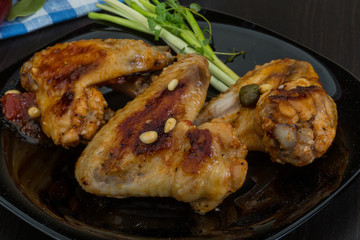 Roasted chicken wings