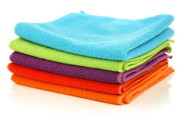  colorful microfiber cleaning cloths on a white background