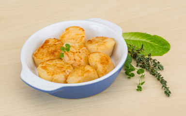 Grilled scallops