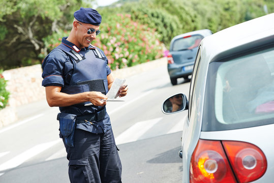 Fototapeta Italian policeman carabinier