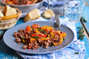 Rice red with paprika and thyme