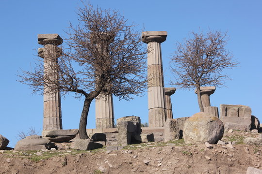 Tapınak taşları