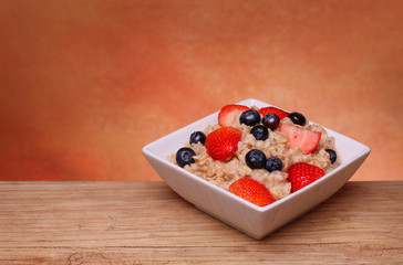 Oatmeal with berries