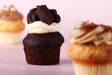 cupcakes with frosting