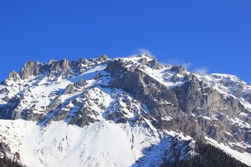 Obraz premium Blick auf den Dachstein von Ramsau auf der Südseite