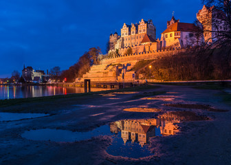 Schloss Bernburg in der Abenddämmerung
