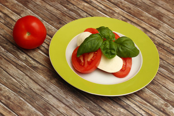 Tomaten - Mozarella - Basilikum