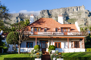 A typical house in Cape Town South Africa - 78709752