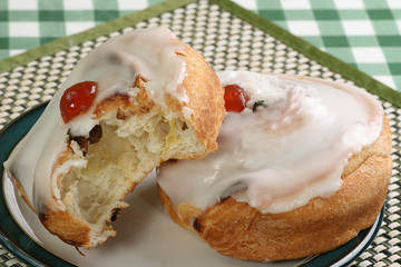 iced danish bun