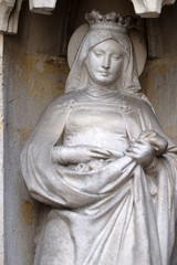 Fototapeta na wymiar Statue of Saint Church of the Holy Blood in Graz, Austria 