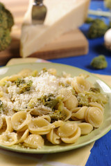 Orecchiette con broccoli