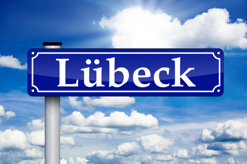 Wegweiser mit L&uuml;beck