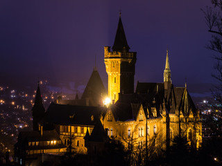 Fototapeta na wymiar Das Schloss in Wernigerode bei Nacht
