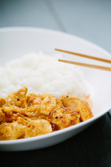 Spicy chicken curry with rice