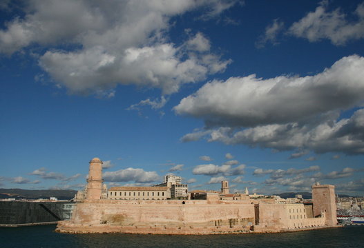 Fort Saint-jean à Marseille Au Vieux Port