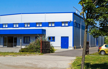 Naklejka premium Warehouse building with offices
