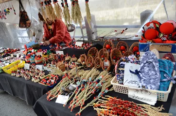 Foto auf Leinwand Bauernmarkt mit Kunsthandwerk (Takayama, Gifu, Japan) © KnoB