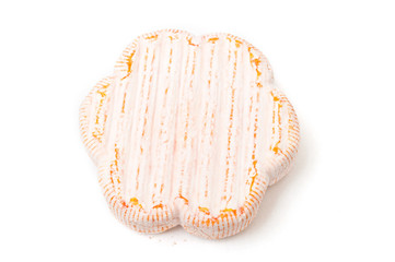 st albray  -  fromage à pâte molle sur fond blanc