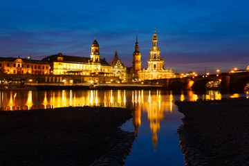 Fototapeta na wymiar Cityscape of Dresden