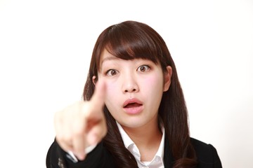 目撃するビジネスウーマン
